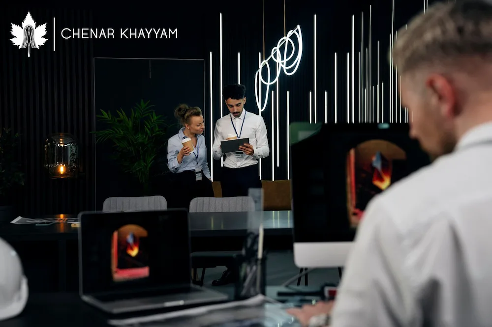 مسیر ، چالش ها و هزینه اپلیکیشن و سایت مشابه آچاره | پاکار و لوپ تجربه های حرفه ای شرکت برنامه نویسی چنار خیام 1404